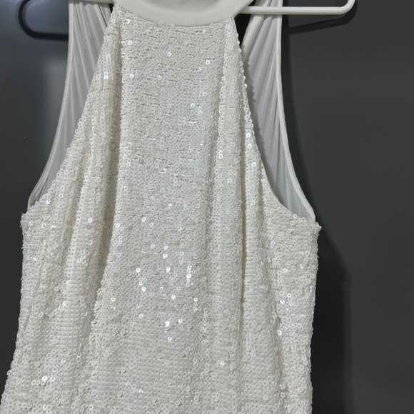 Extremely flattering sequin dress long slit - Picture 4 of 7